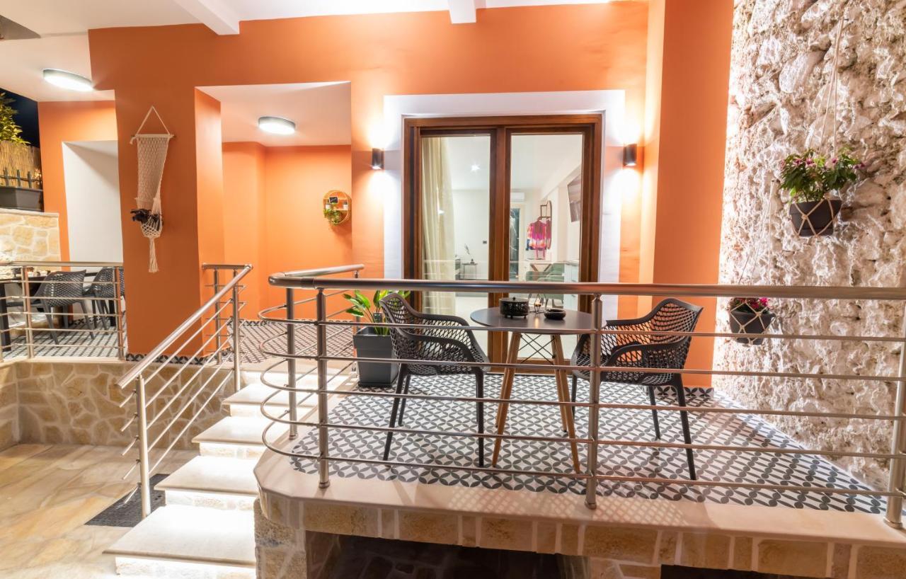 Bella Vasilica Luxury Apartments Parga Exterior foto