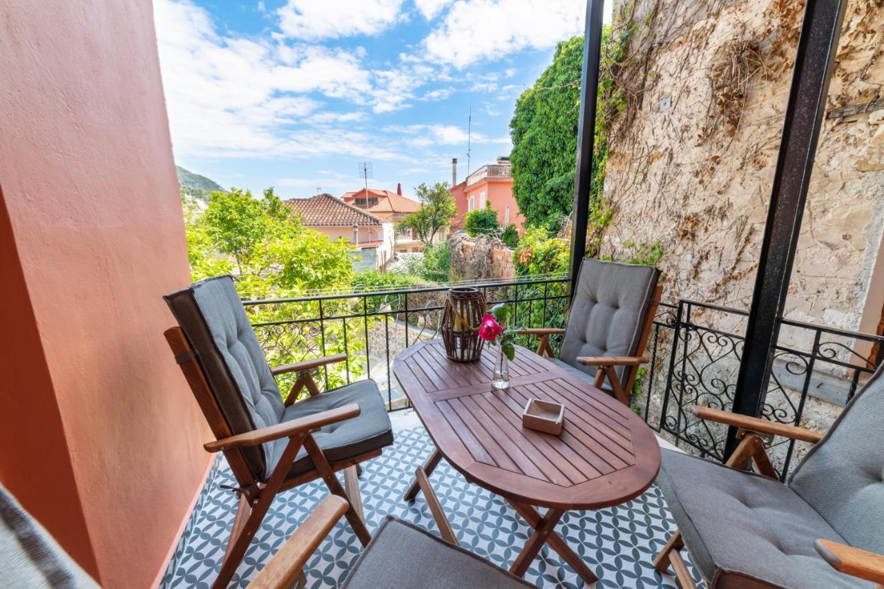 Bella Vasilica Luxury Apartments Parga Exterior foto